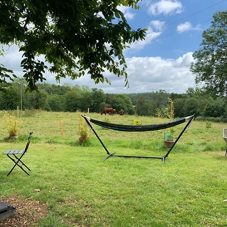 American School Bus Retreat With Hot Tub In Sussex Meadow Uckfield Eksteriør bilde
